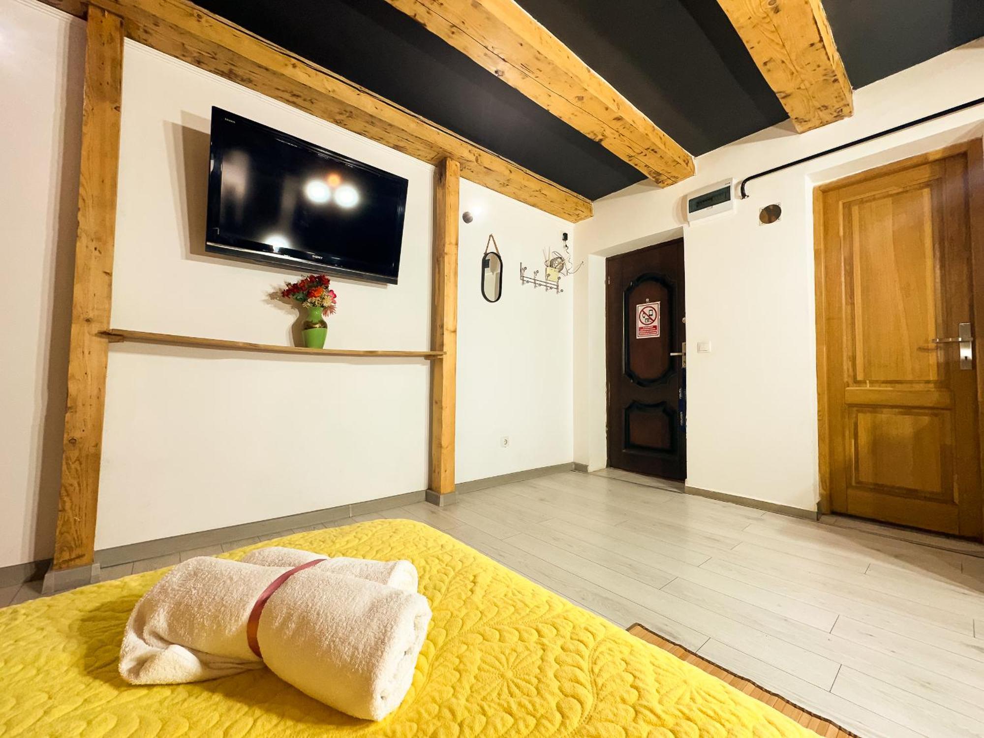 Venus Central Lux Studio Крайова Экстерьер фото